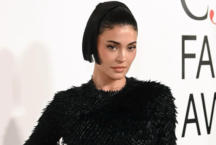 Kylie Jenner and beauty standards online